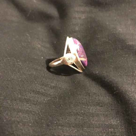 Sterling silver purple turquoise ring - Picture 3 of 3